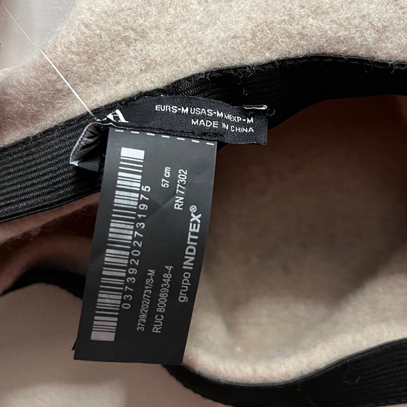 Zara Women’s 100% Wool Beret - Picture 8 of 9